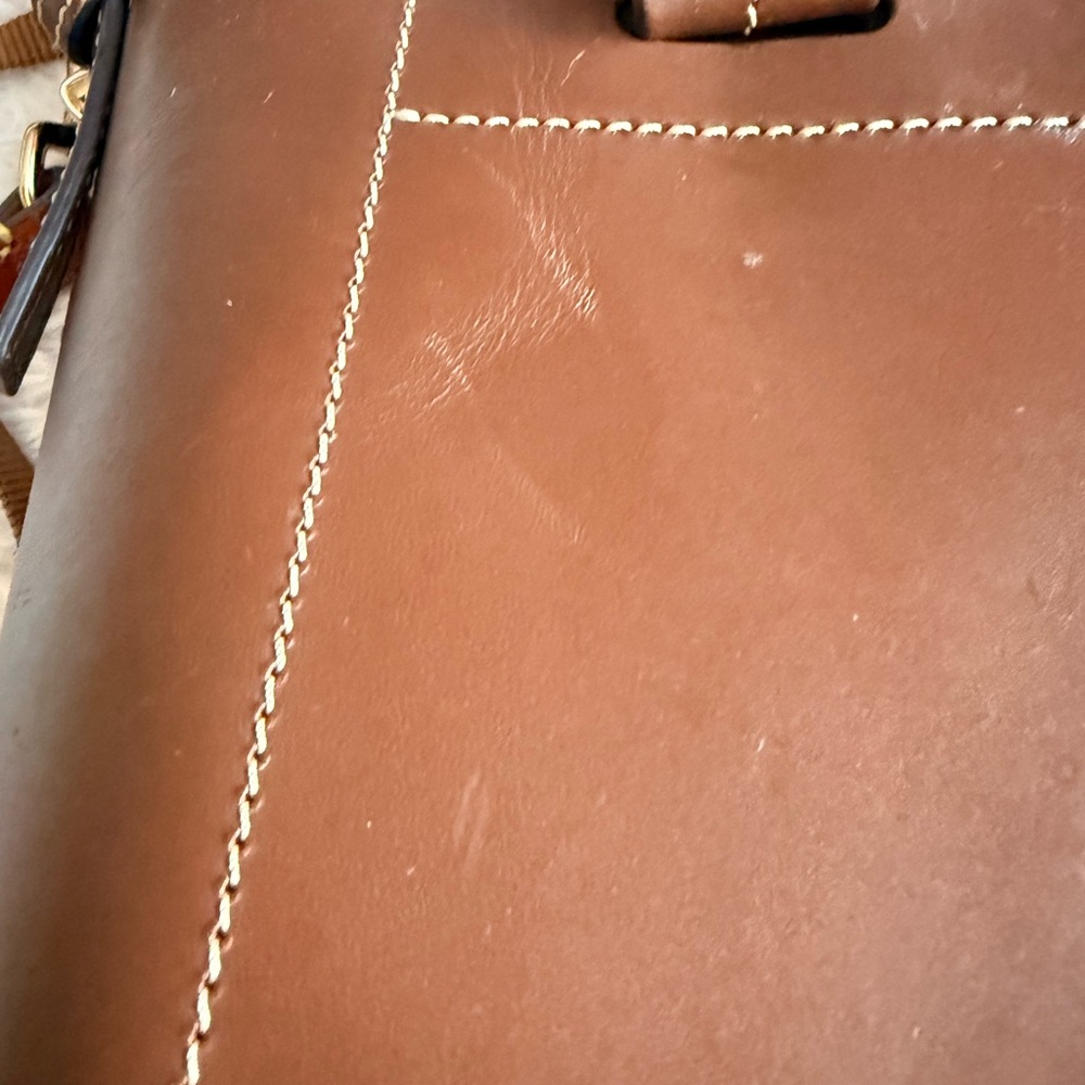 Dooney & Bourke Satchel Bag in Brown w/ Long Strap & Matching Wallet - Picture 2 of 12